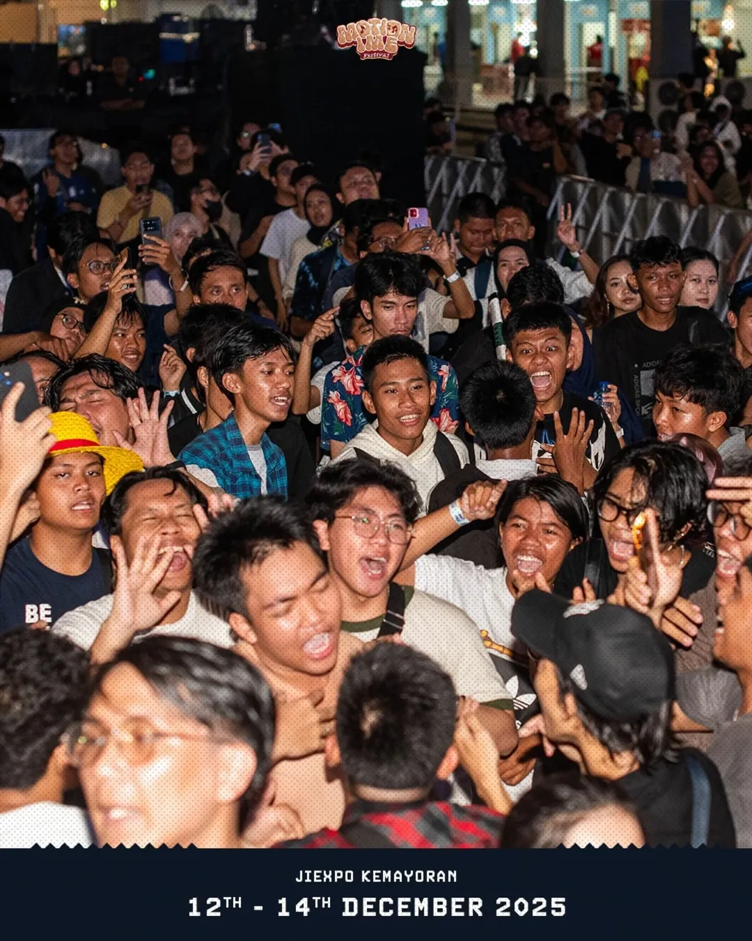 Sing along moment di MIF2024, Motionimers ini pada bebas lepas banget nih nyanyi sambil teriak- (4)